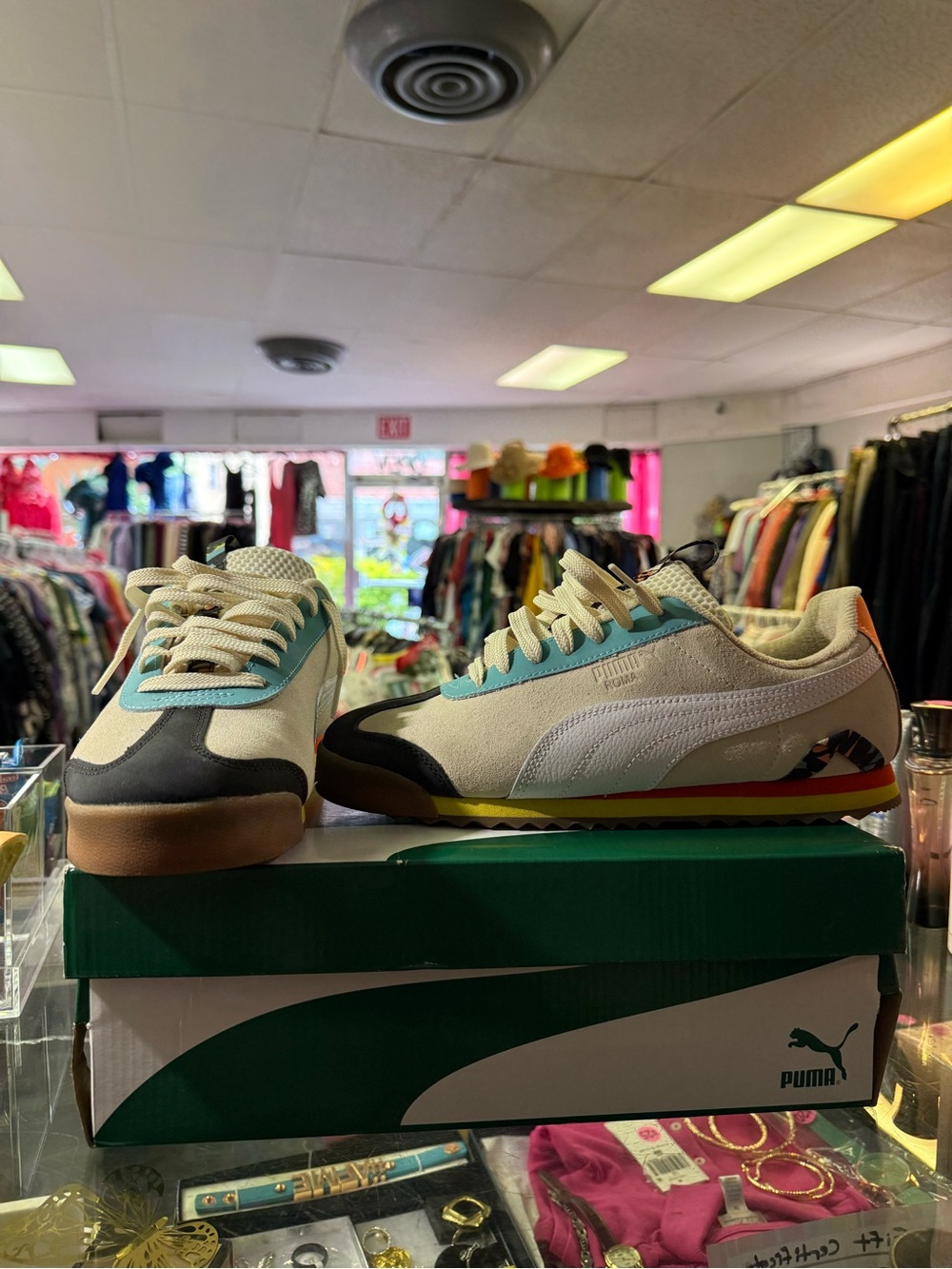 Puma Low-Top Sneakers in Cream, Teal & Black with Multicolor Midsole